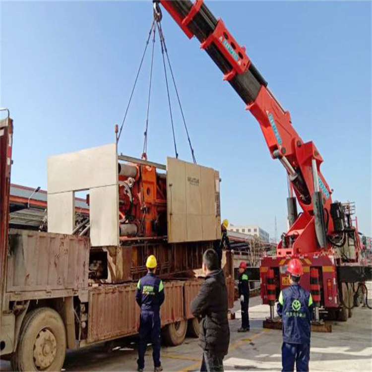 昭平随车吊作业的风险因素是怎样的